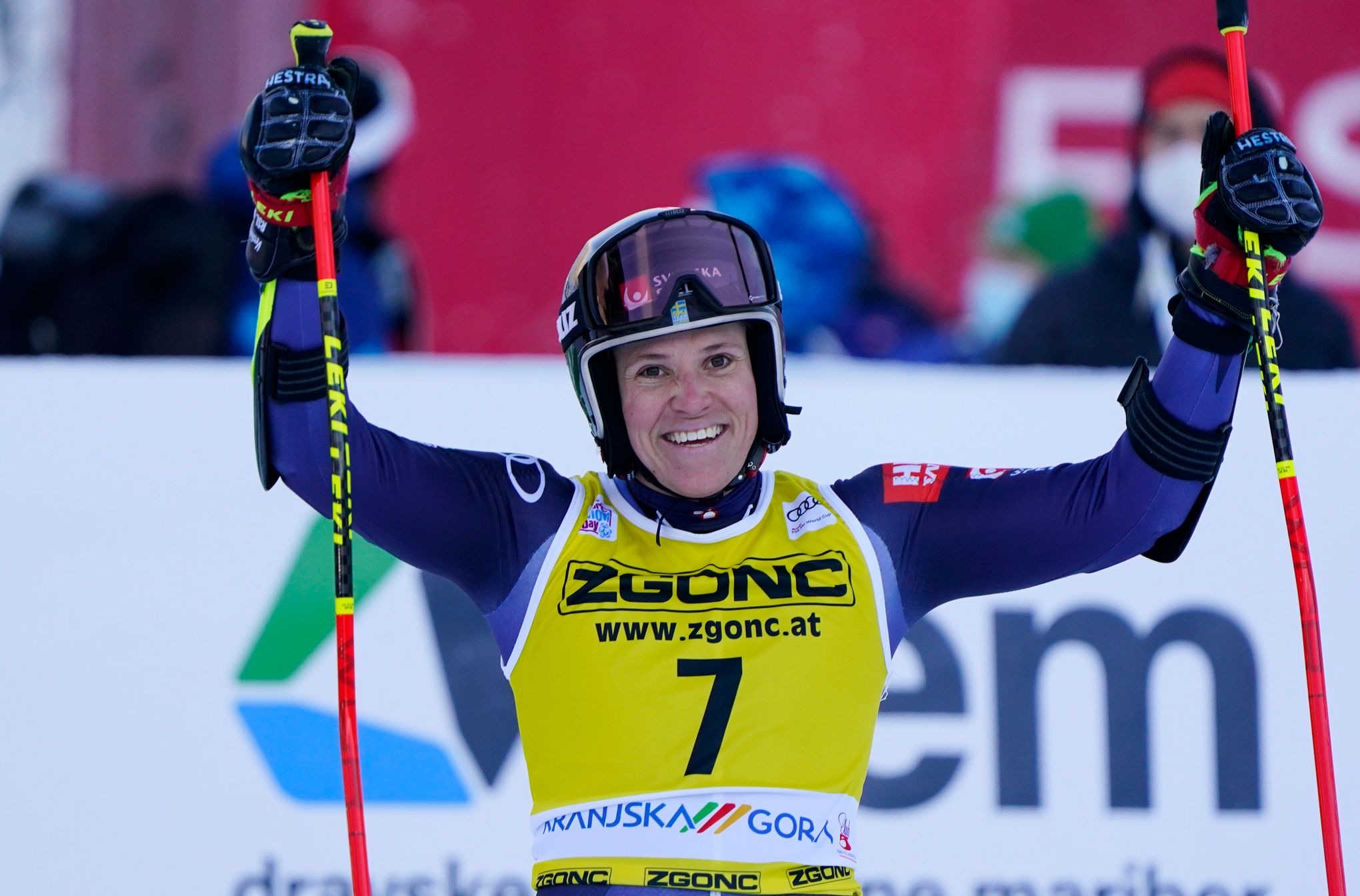 Skier Hector dominates GS overtakes Shiffrin In standings